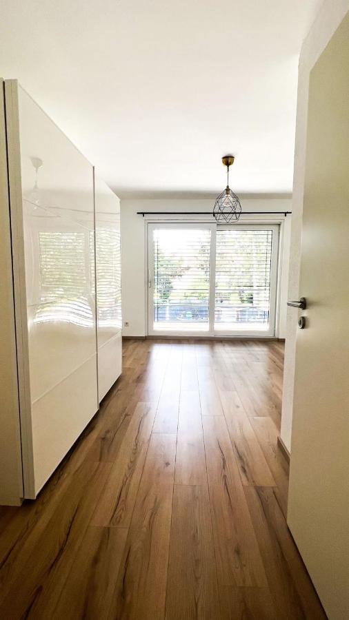 2 Zkb Apartment In Mannheim Kueche - Parken - Grosser Tv Экстерьер фото