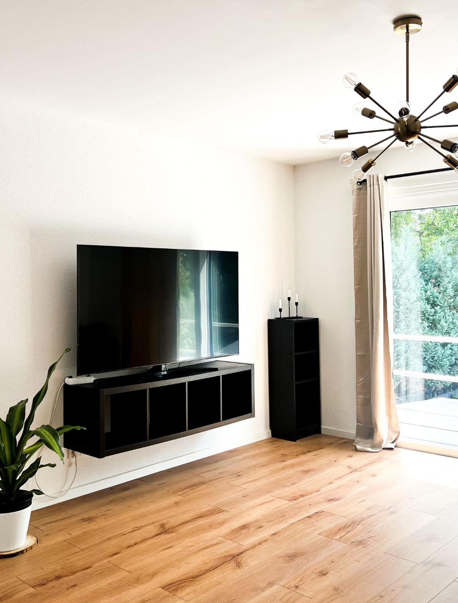 2 Zkb Apartment In Mannheim Kueche - Parken - Grosser Tv Экстерьер фото